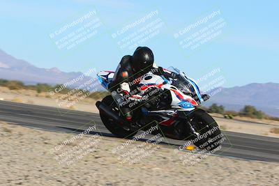 media/Jan-13-2024-SoCal Trackdays (Sat) [[9c032fe5aa]]/Turn 14 Inside (150pm)/